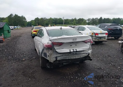 2017 Hyundai Elantra Se из США, поврежденный, VIN 5NPD84LF9HH186556